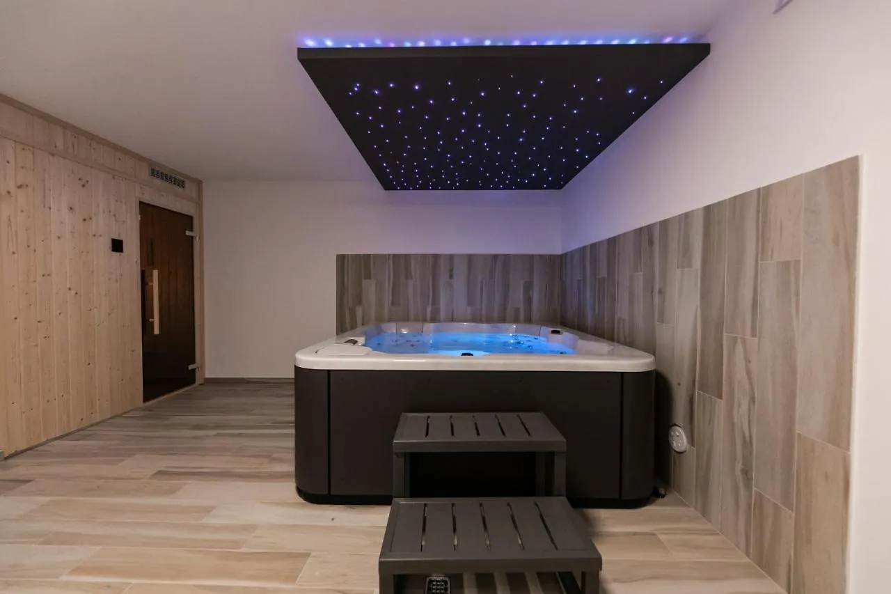 Apartment Villa Dora Okrug Gornji