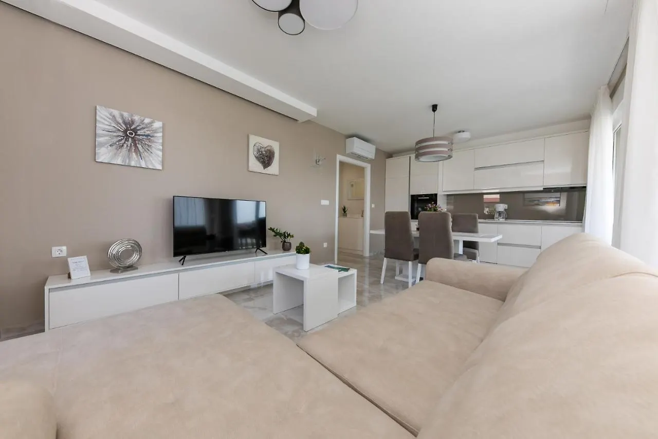 Villa Dora Okrug Gornji Apartment