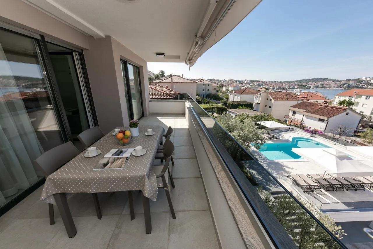 אוקרוג גורניי Villa Dora
