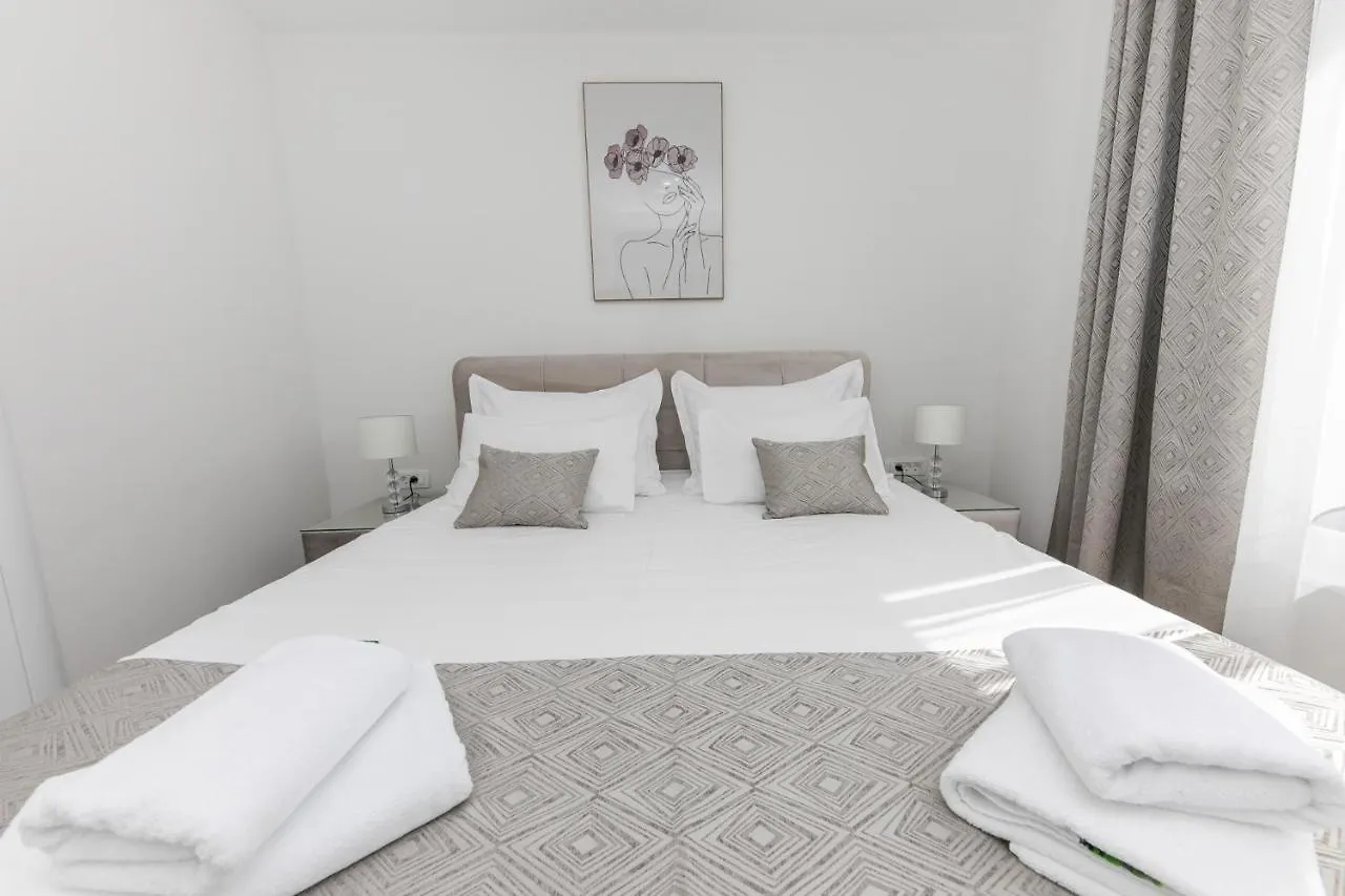 אוקרוג גורניי Villa Dora דירה אוקרוג גורניי